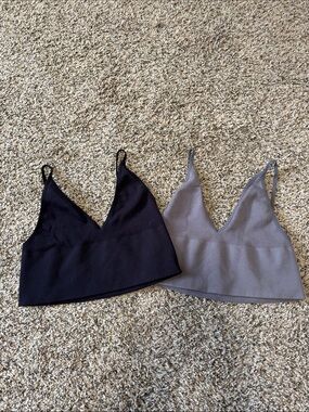 Stetchy braletts x2